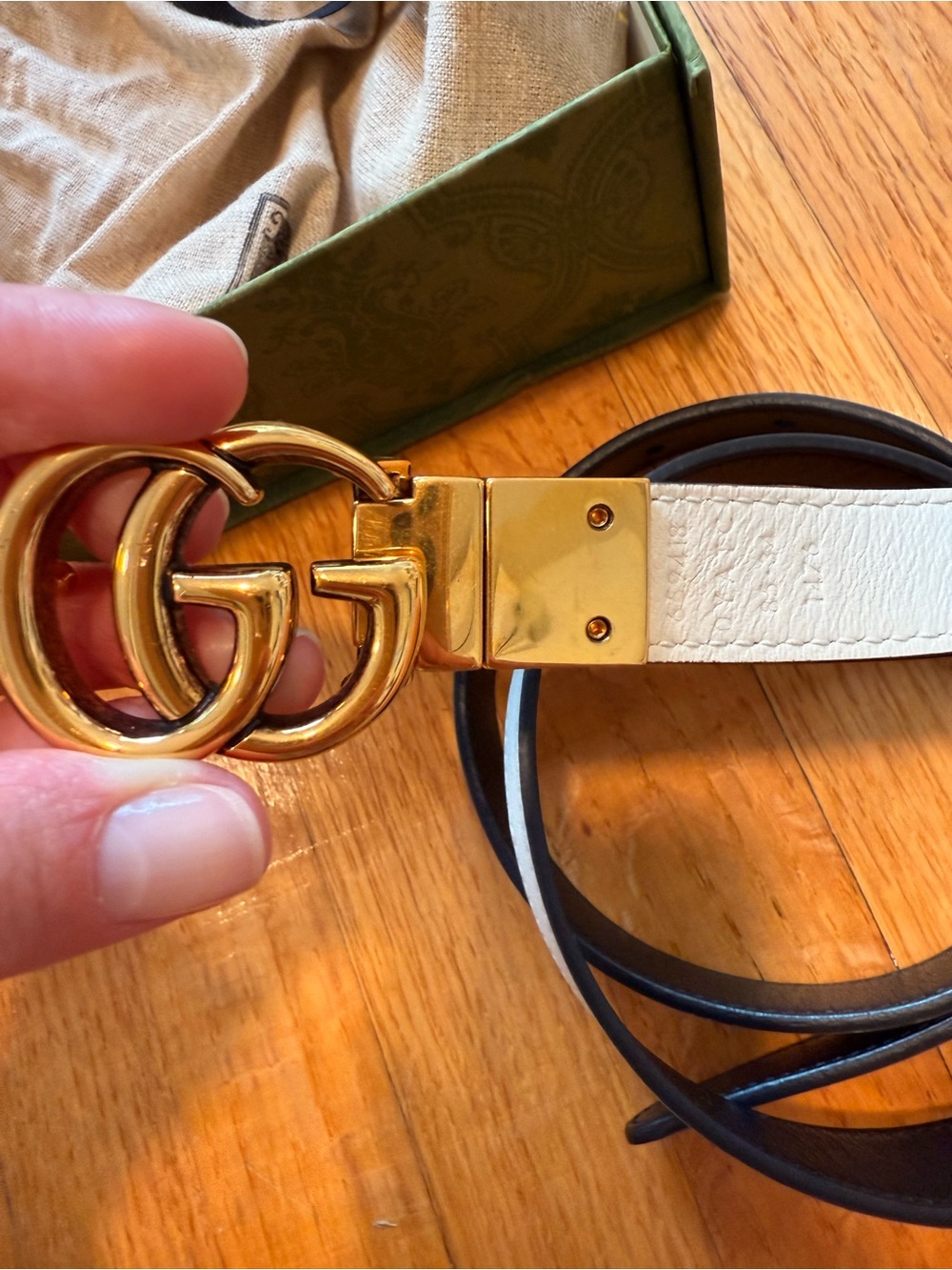 Gucci reversible black and whitr Leather Belt with Gold Double G Buckle